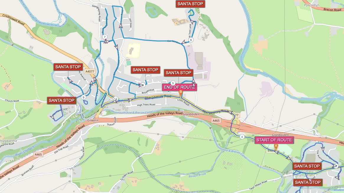 Abergavenny Round Table Santa's Sleigh arrives in Gilwern and Govilon
